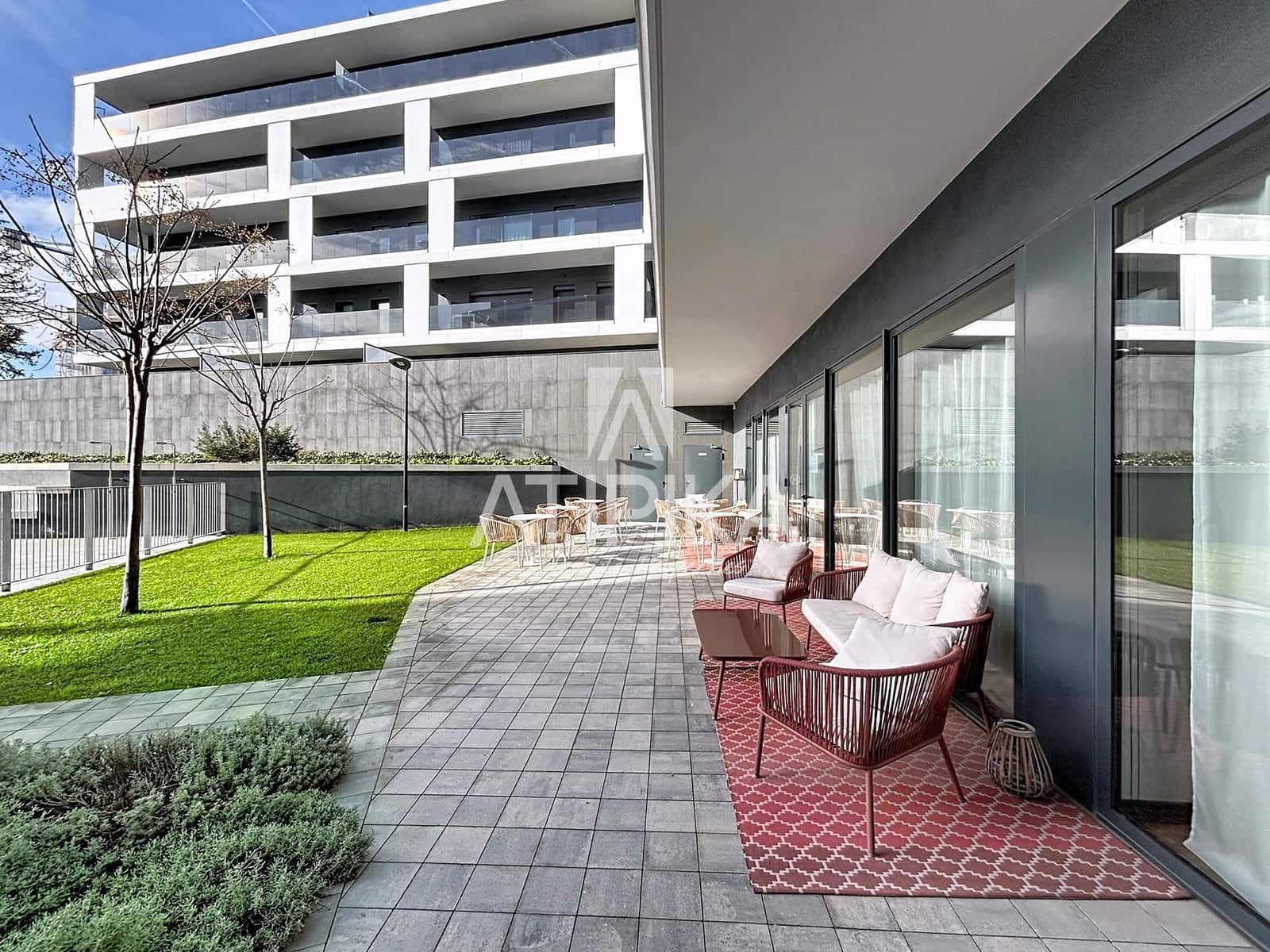 2 makuuhuone Kattohuoneisto vuokrattavana paikassa Esplugues de Llobregat mukana uima-altaan - 2 500 € (Ref: 9548765)