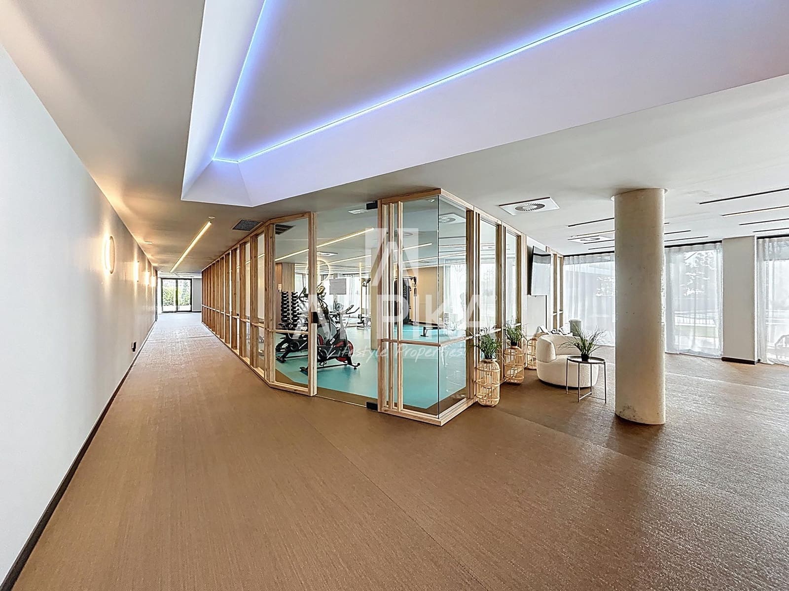 2 makuuhuone Kattohuoneisto vuokrattavana paikassa Esplugues de Llobregat mukana uima-altaan - 2 500 € (Ref: 9548765)