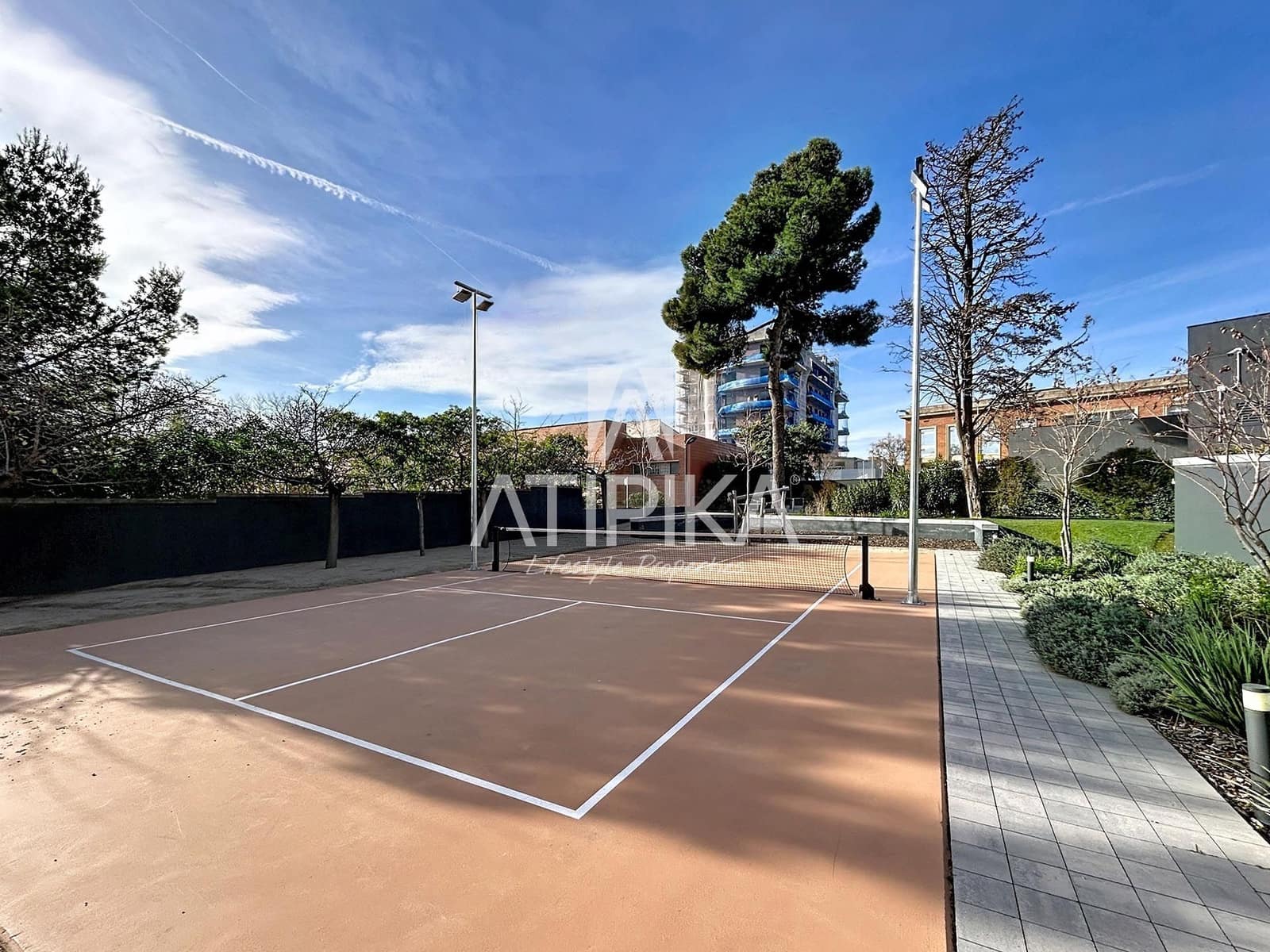 2 makuuhuone Kattohuoneisto vuokrattavana paikassa Esplugues de Llobregat mukana uima-altaan - 2 500 € (Ref: 9548765)