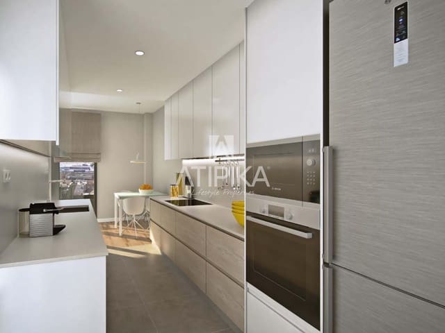 Apartamento de 4 habitaciones en Badalona en venta con piscina - 657.000 € (Ref: 9548769)