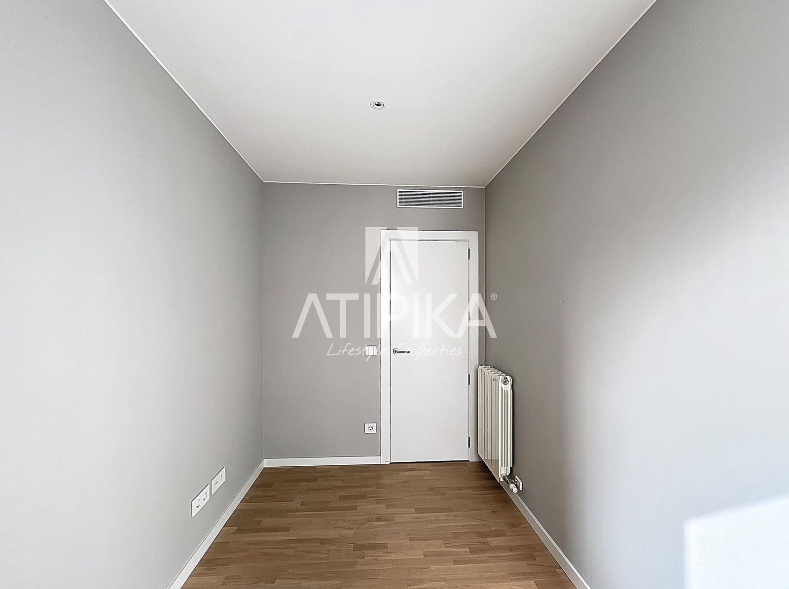 4 bedroom Apartment for sale in Badalona with pool - € 657,000 (Ref: 9548769)