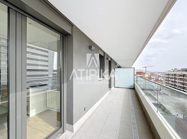 3 sovrum Lägenhet till salu i Badalona med pool - 649 500 € (Ref: 9548771)