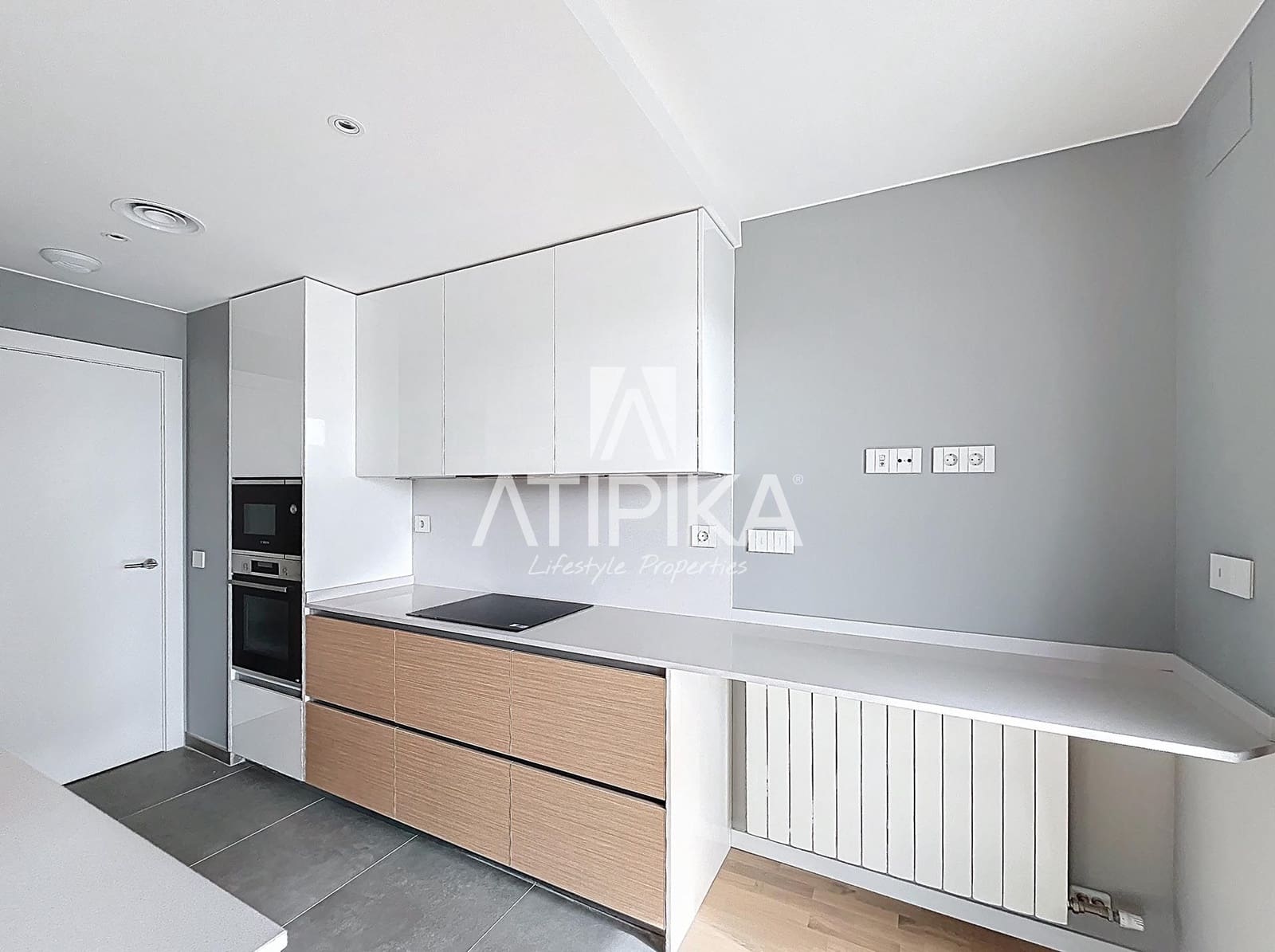 3 chambre Appartement à vendre à Badalona avec piscine - 849 000 € (Ref: 9548772)