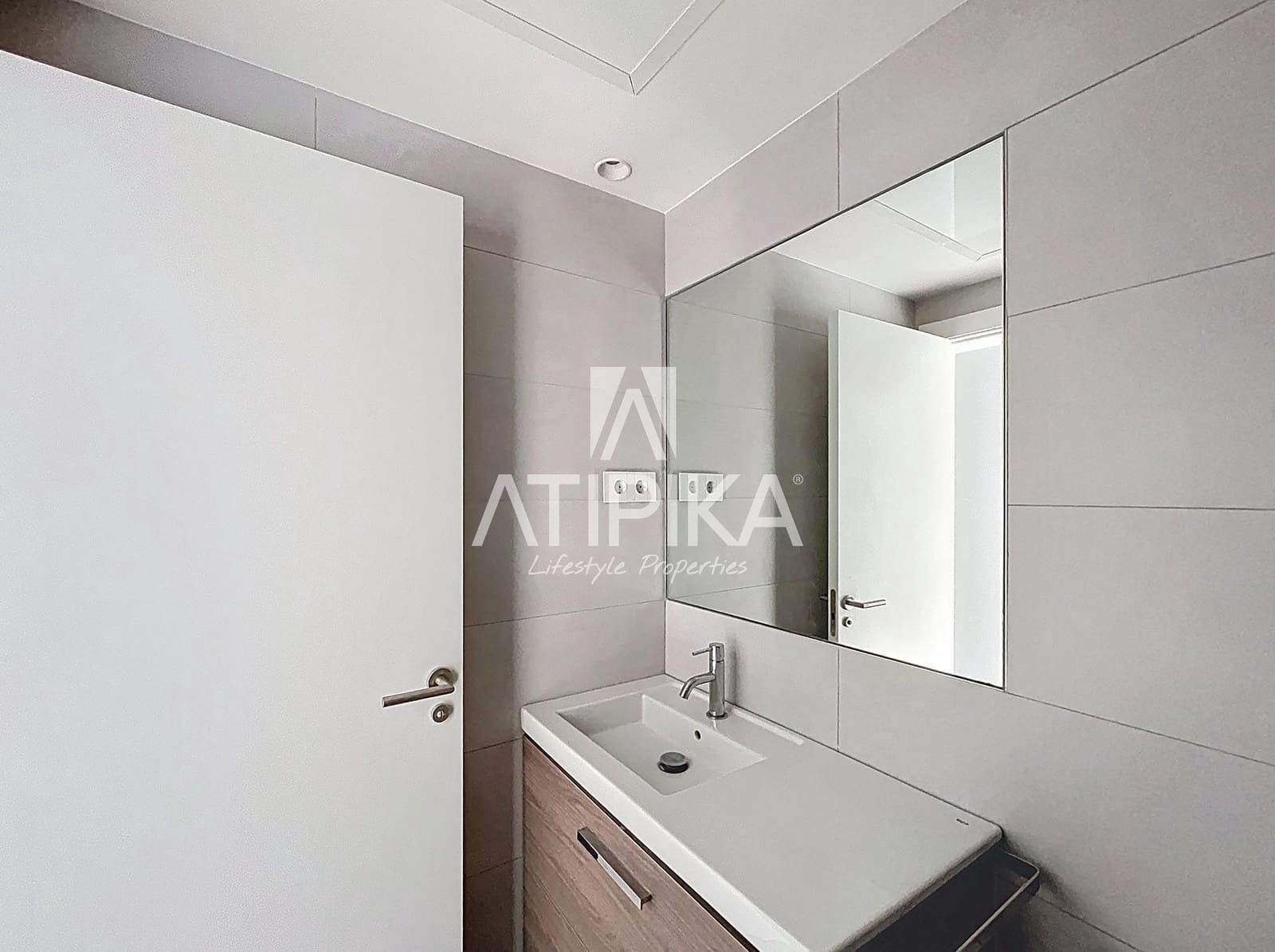 3 chambre Appartement à vendre à Badalona avec piscine - 849 000 € (Ref: 9548772)