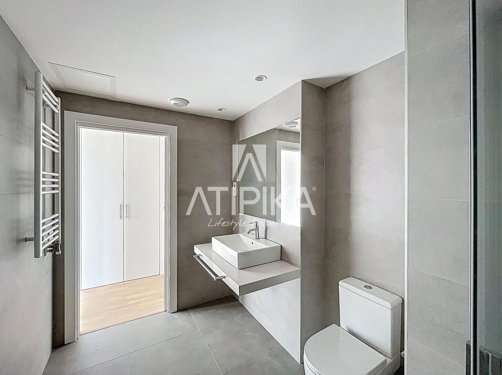 3 chambre Appartement à vendre à Badalona avec piscine - 849 000 € (Ref: 9548772)