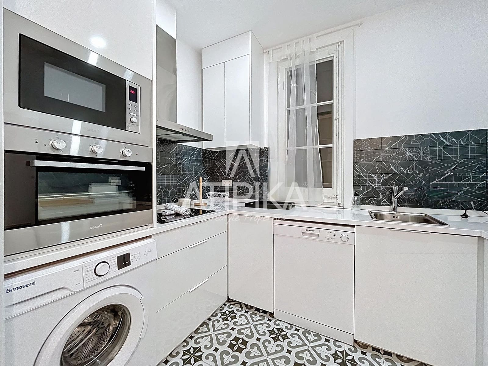 3 soveværelse Lejlighed til salg i Barcelona by - € 645.000 (Ref: 9548774)