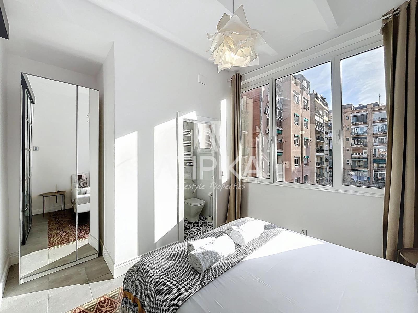 3 soveværelse Lejlighed til salg i Barcelona by - € 645.000 (Ref: 9548774)