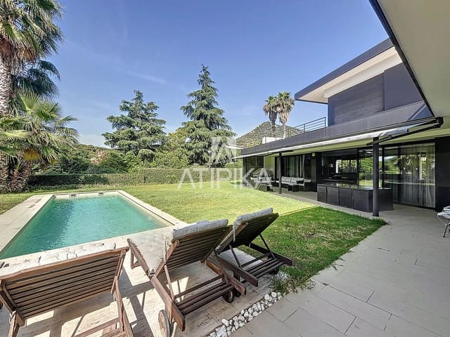 4 soveværelse Villa til salg i Cabrera de Mar med swimmingpool - € 1.750.000 (Ref: 9548793)