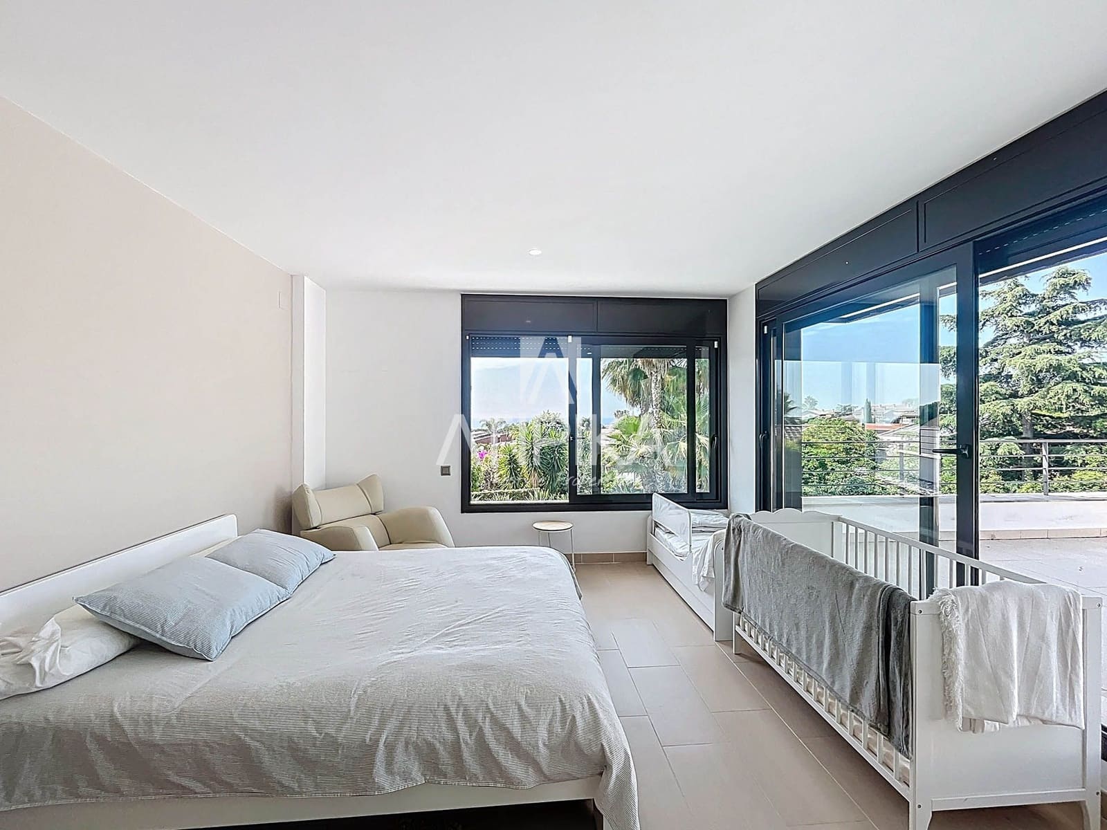 4 soveværelse Villa til salg i Cabrera de Mar med swimmingpool - € 1.750.000 (Ref: 9548793)