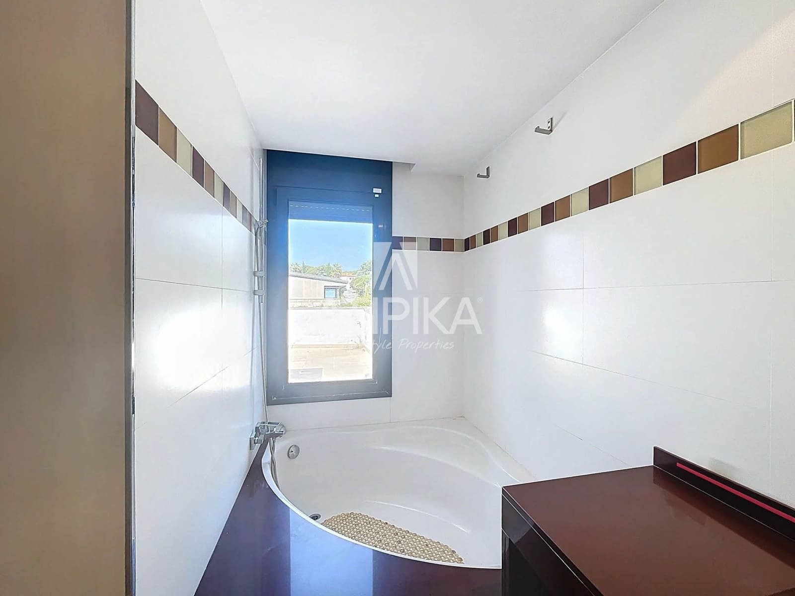 4 soveværelse Villa til salg i Cabrera de Mar med swimmingpool - € 1.750.000 (Ref: 9548793)