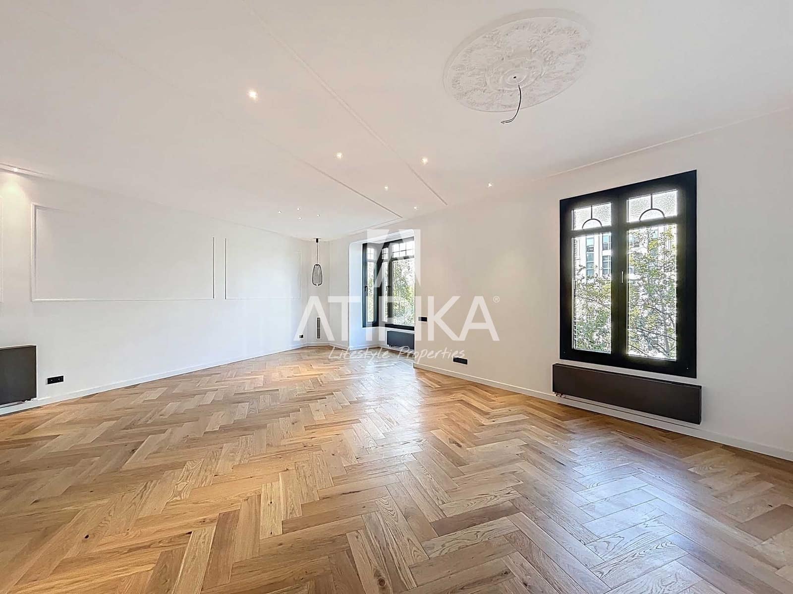 3 bedroom Apartment for sale in Barcelona city - € 1,800,000 (Ref: 9548795)