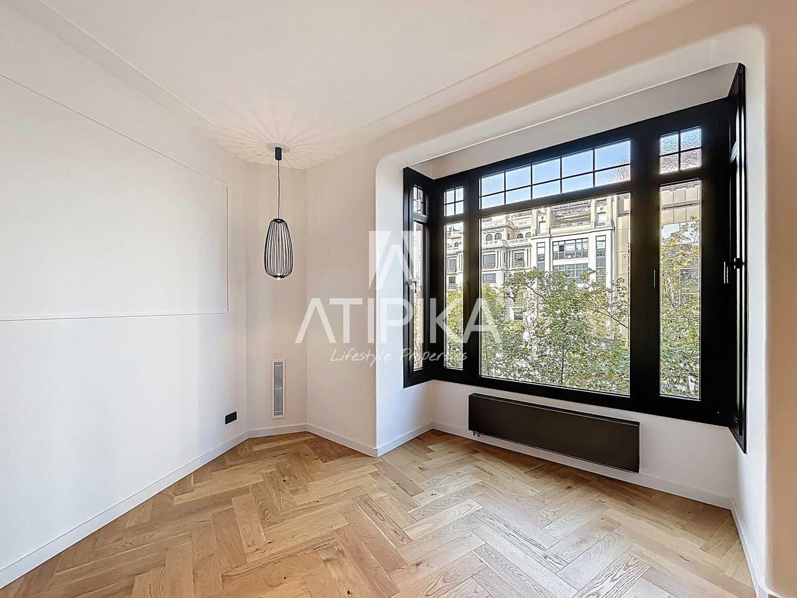 3 bedroom Apartment for sale in Barcelona city - € 1,800,000 (Ref: 9548795)