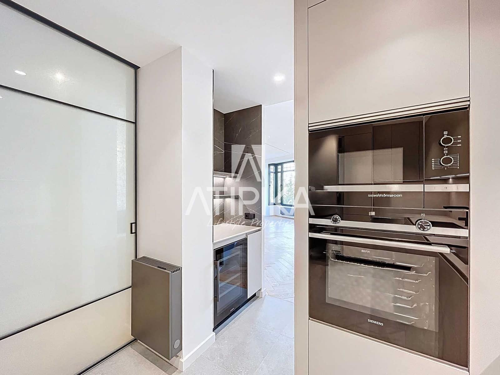 3 bedroom Apartment for sale in Barcelona city - € 1,800,000 (Ref: 9548795)