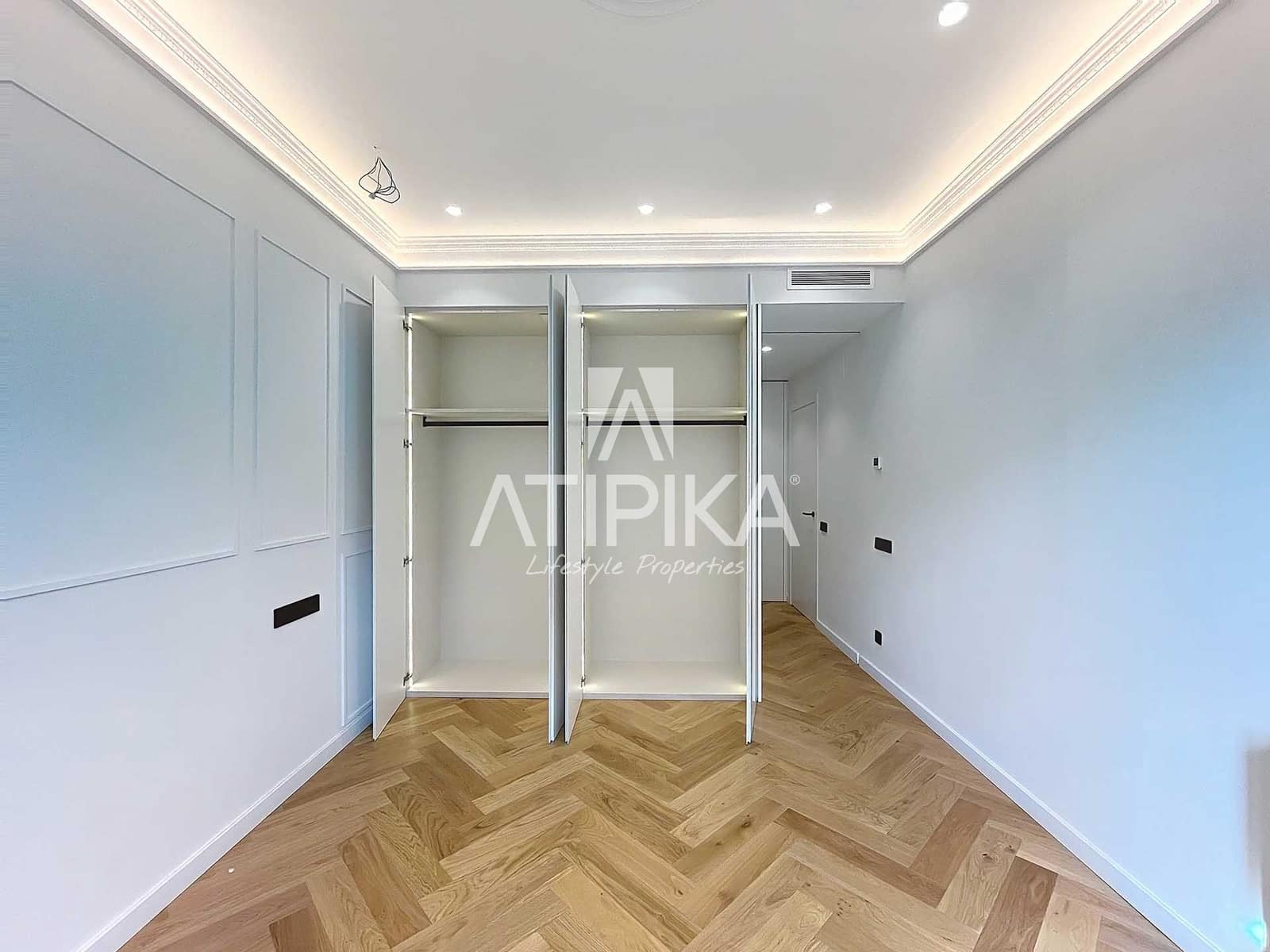 3 bedroom Apartment for sale in Barcelona city - € 1,800,000 (Ref: 9548795)