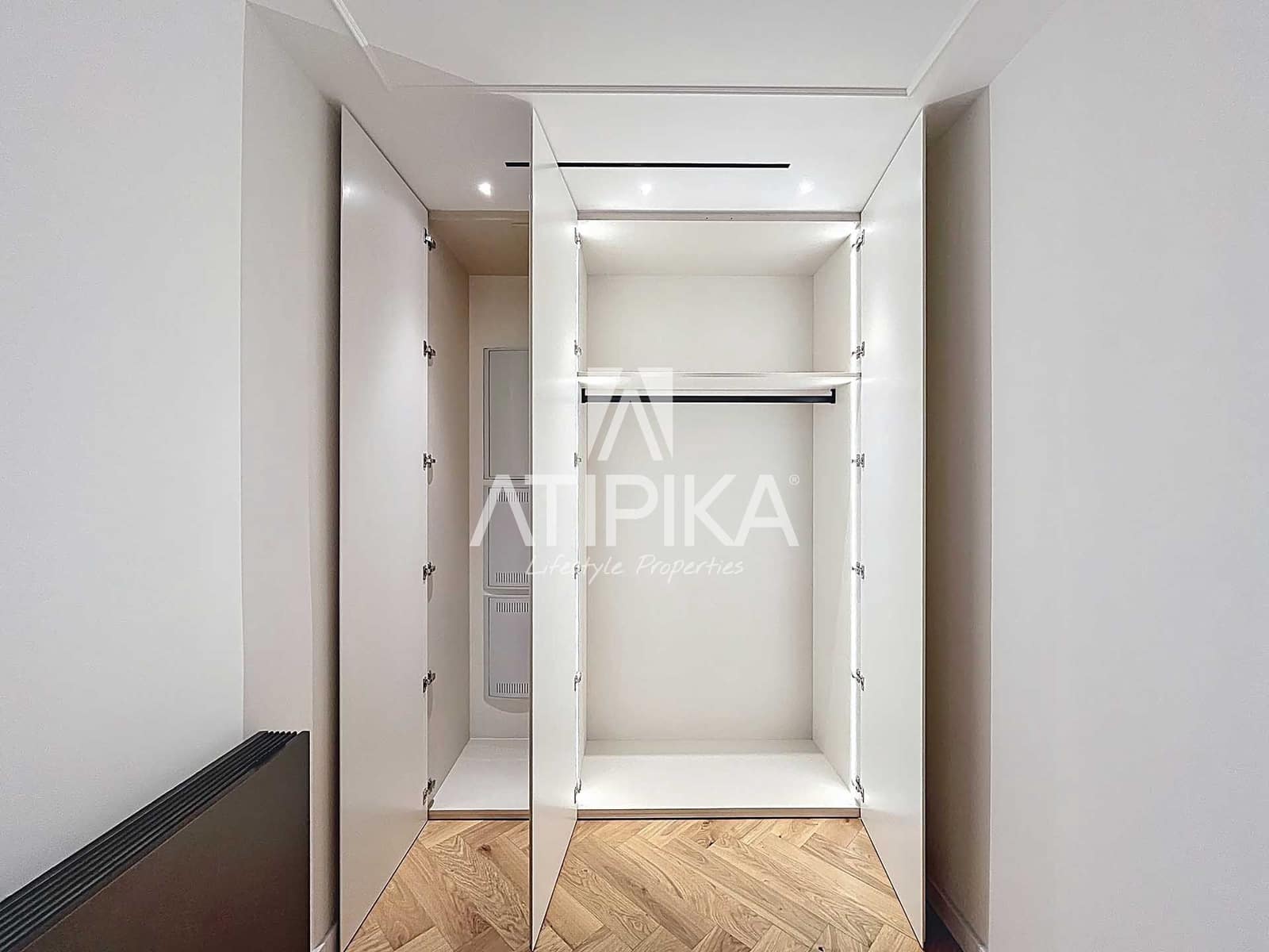 3 bedroom Apartment for sale in Barcelona city - € 1,800,000 (Ref: 9548795)