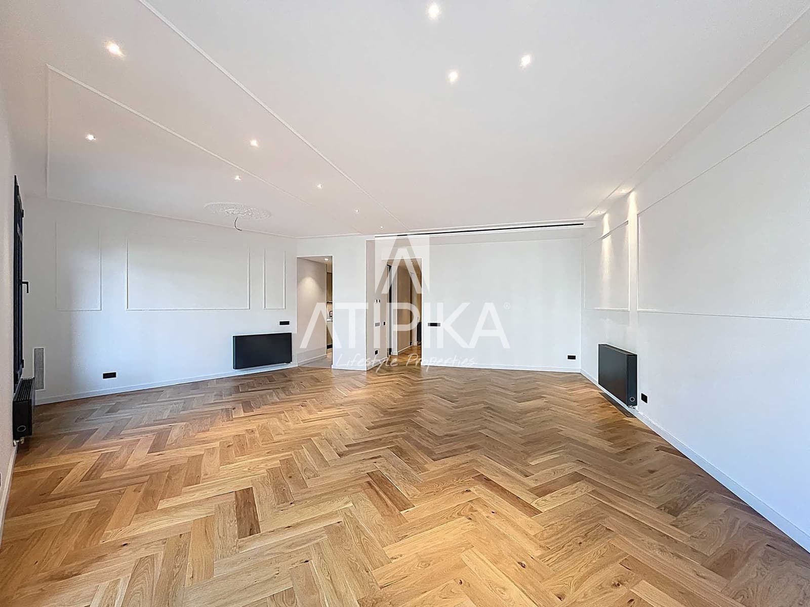 3 bedroom Apartment for sale in Barcelona city - € 1,800,000 (Ref: 9548795)