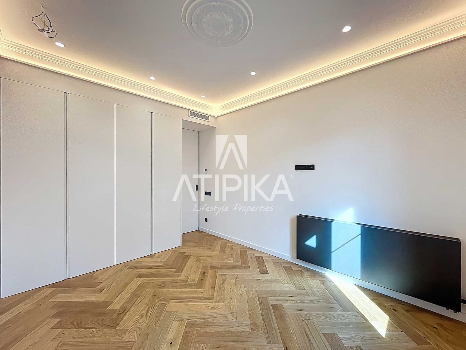 3 bedroom Apartment for sale in Barcelona city - € 1,800,000 (Ref: 9548795)