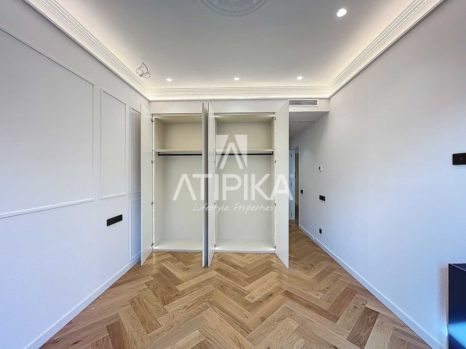 3 bedroom Apartment for sale in Barcelona city - € 1,800,000 (Ref: 9548795)