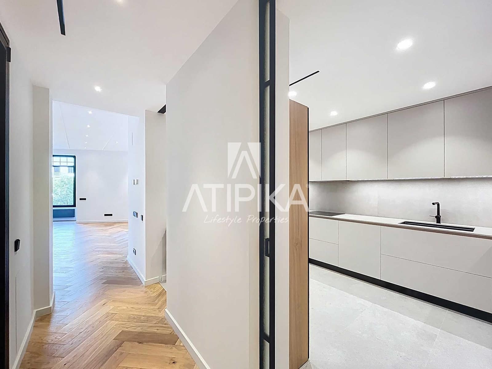 3 bedroom Apartment for sale in Barcelona city - € 1,800,000 (Ref: 9548795)