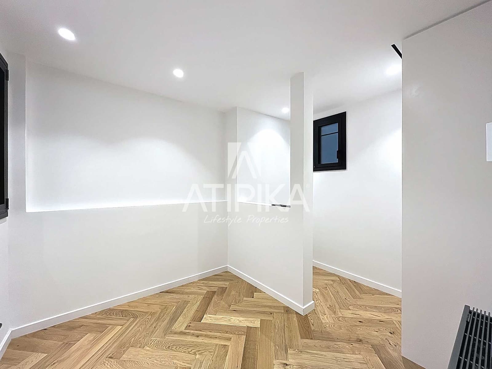 3 bedroom Apartment for sale in Barcelona city - € 1,800,000 (Ref: 9548795)