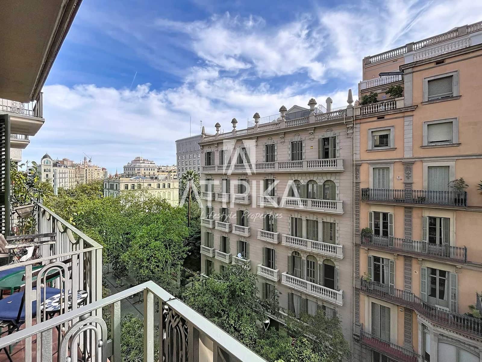 3 bedroom Apartment for sale in Barcelona city - € 1,800,000 (Ref: 9548795)