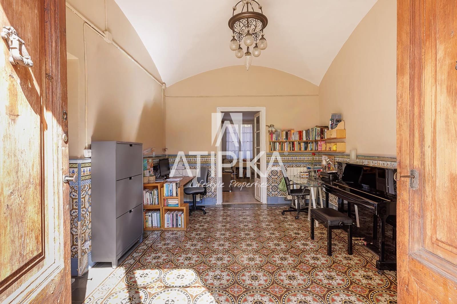 7 soveværelse Villa til salg i Barcelona by - € 2.700.000 (Ref: 9941291)