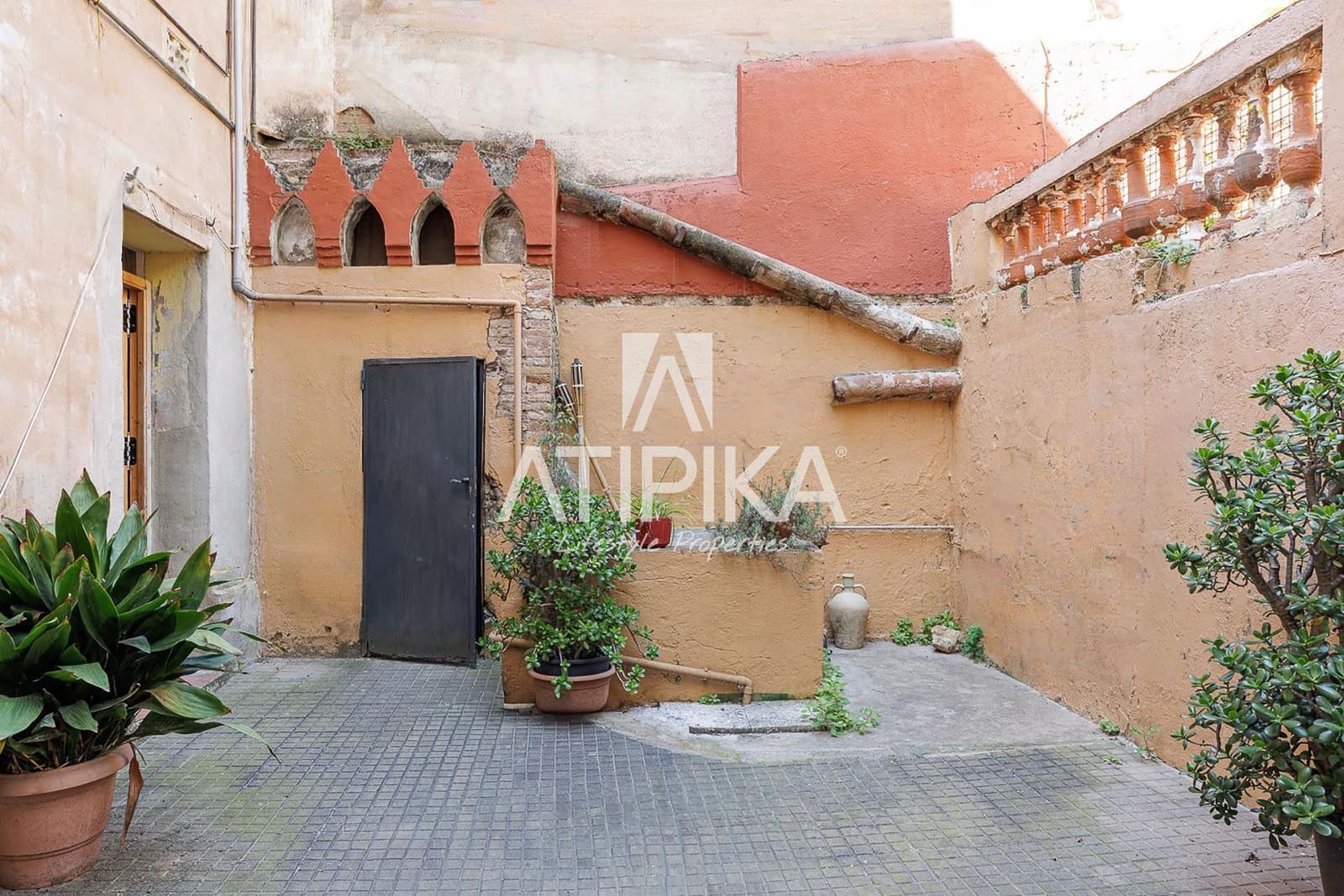 7 soveværelse Villa til salg i Barcelona by - € 2.700.000 (Ref: 9941291)