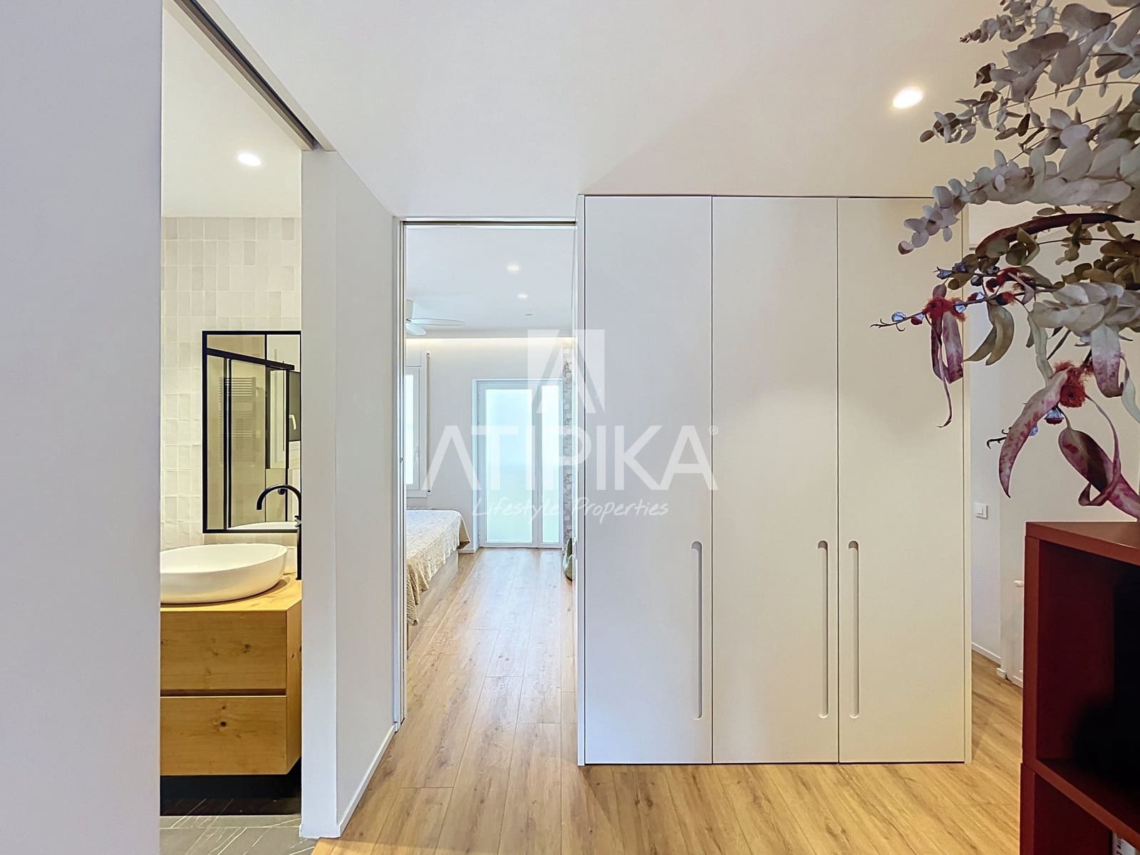 3 bedroom Apartment for sale in Barcelona city - € 620,000 (Ref: 9941293)