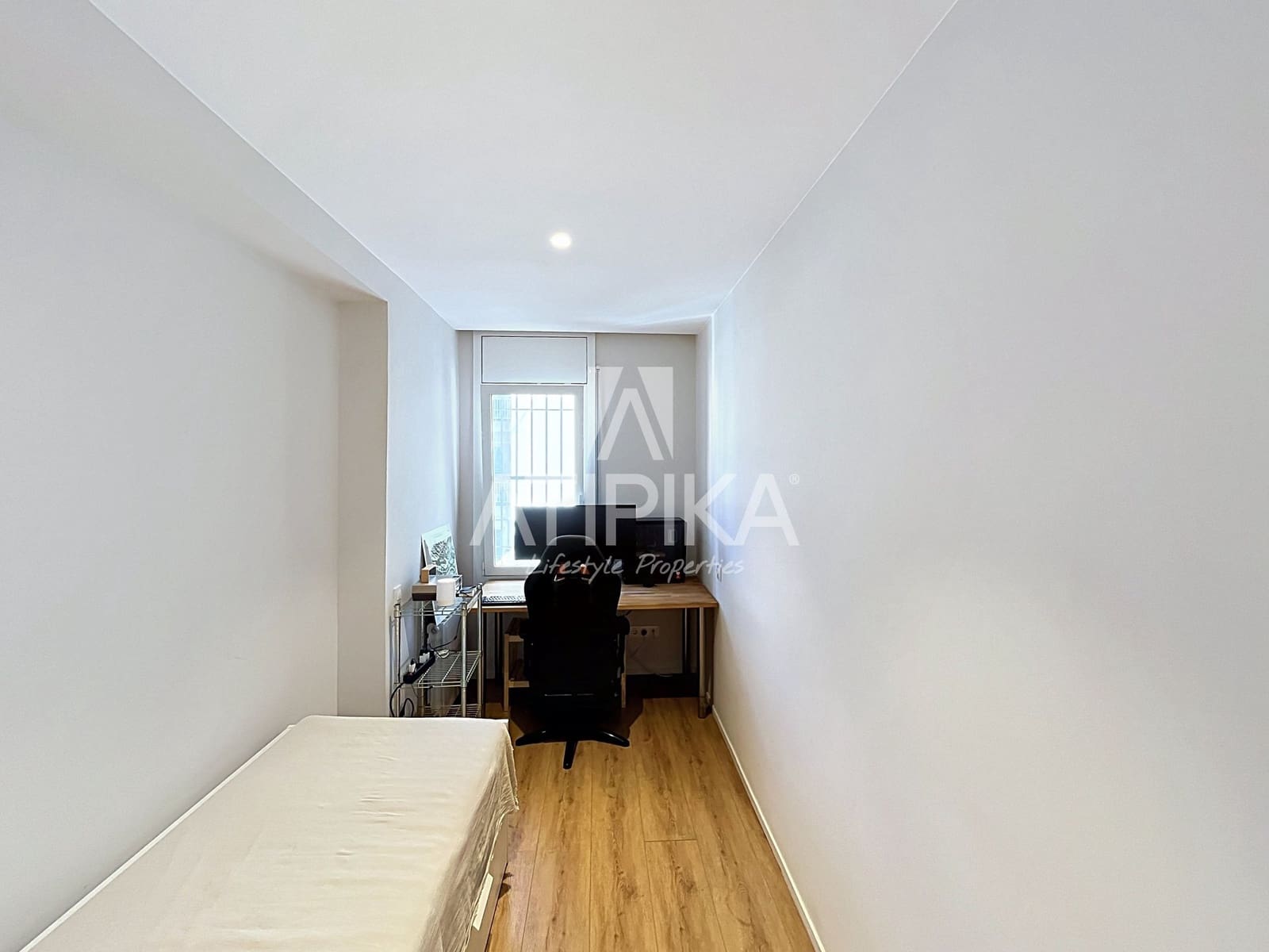 3 bedroom Apartment for sale in Barcelona city - € 620,000 (Ref: 9941293)