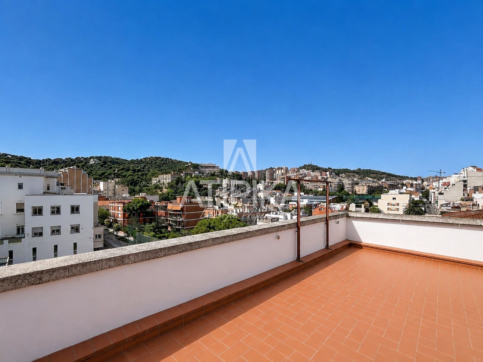 3 bedroom Apartment for sale in Barcelona city - € 620,000 (Ref: 9941293)
