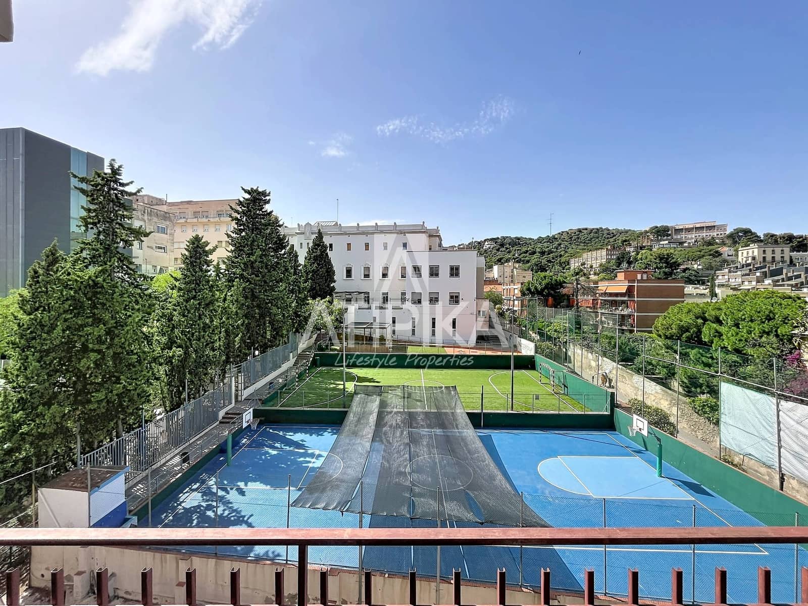 3 bedroom Apartment for sale in Barcelona city - € 620,000 (Ref: 9941293)