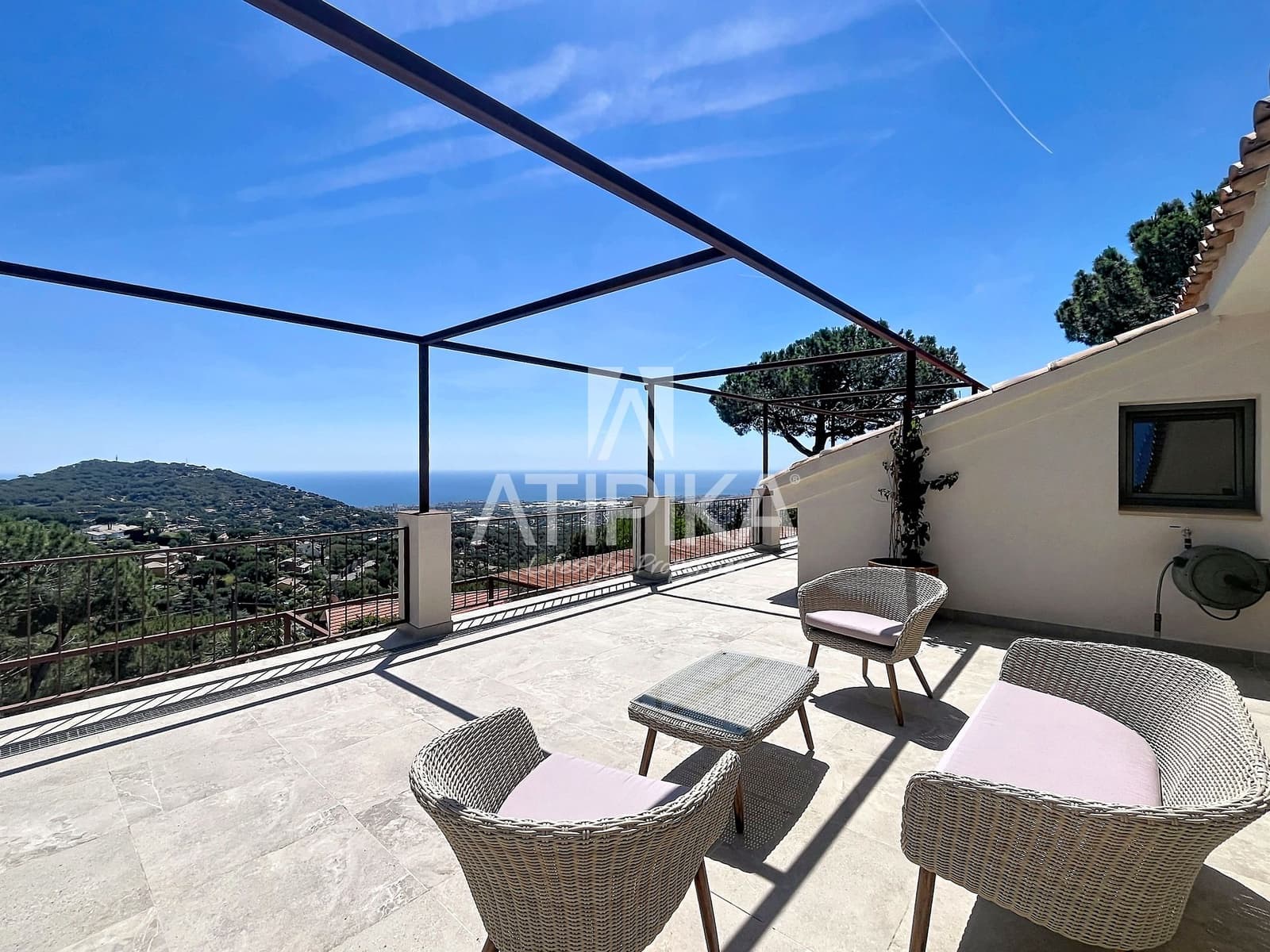 6 soveværelse Villa til salg i Cabrils med swimmingpool - € 3.500.000 (Ref: 9941295)