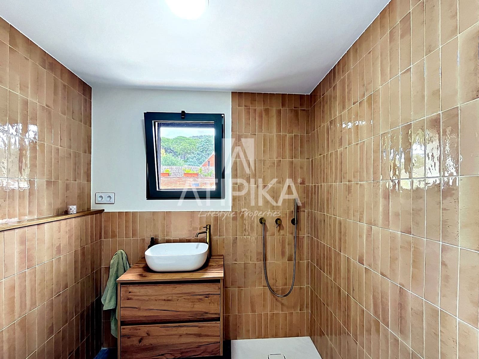 6 soveværelse Villa til salg i Cabrils med swimmingpool - € 3.500.000 (Ref: 9941295)