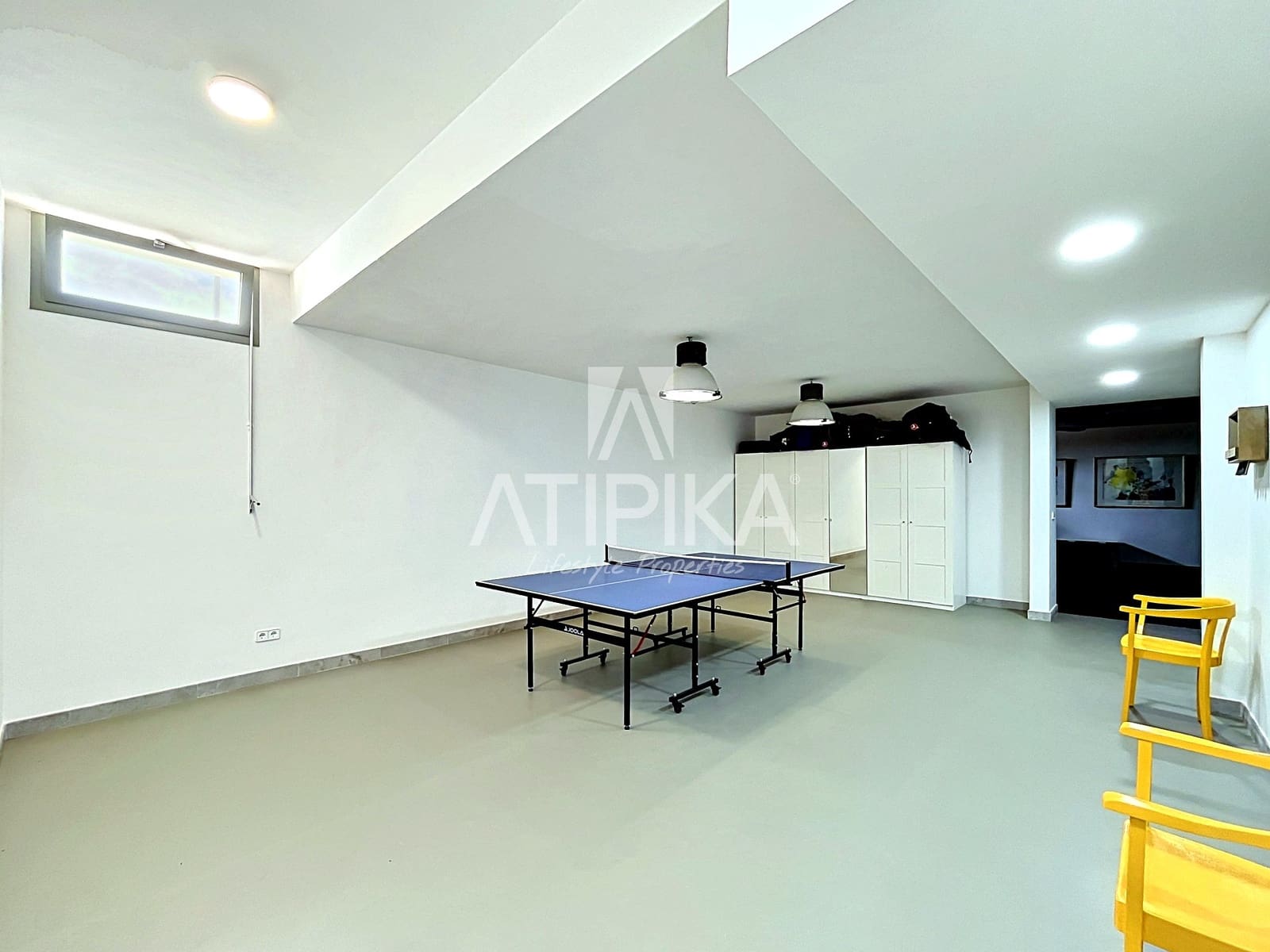 6 soveværelse Villa til salg i Cabrils med swimmingpool - € 3.500.000 (Ref: 9941295)
