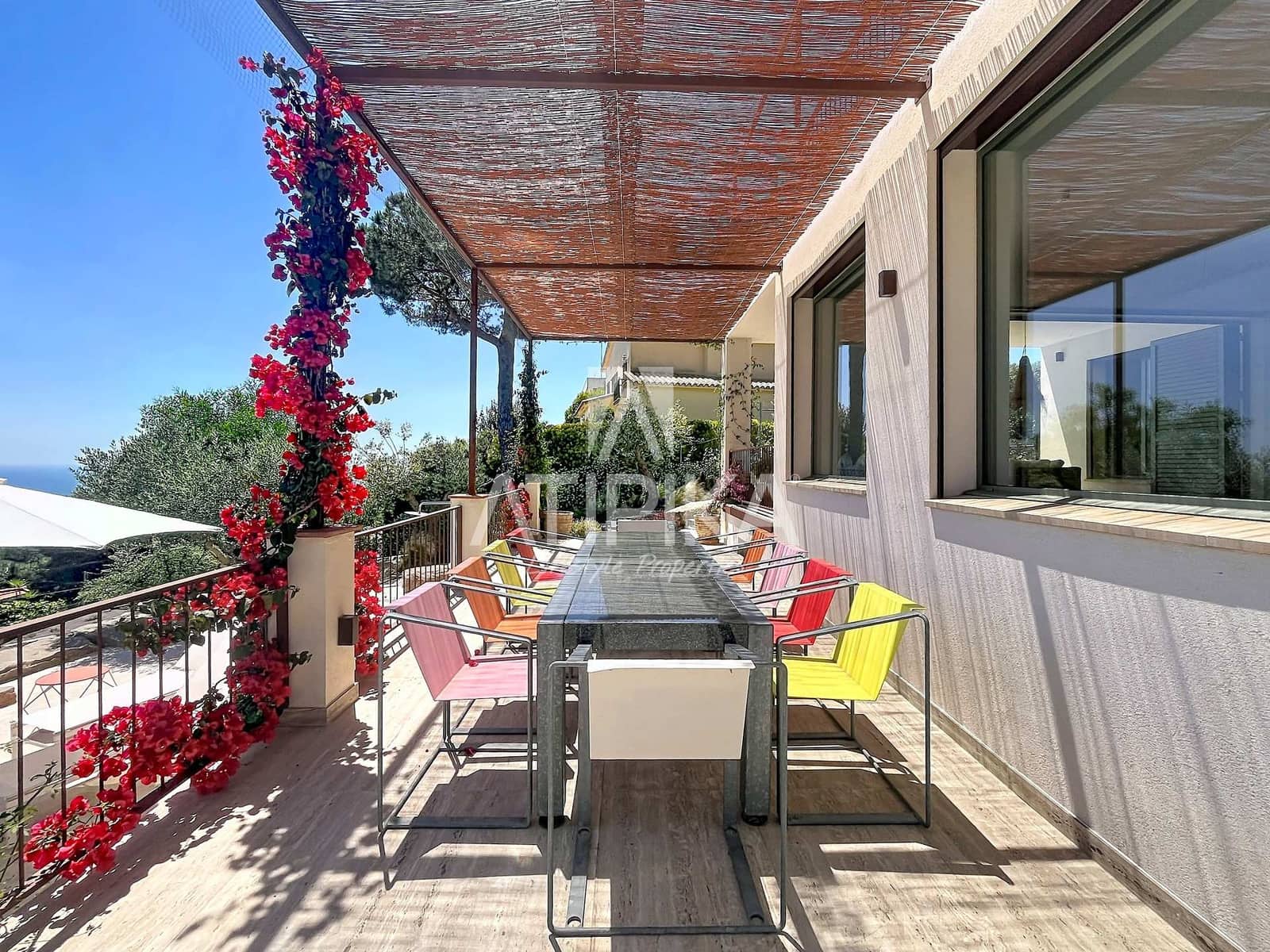 6 soveværelse Villa til salg i Cabrils med swimmingpool - € 3.500.000 (Ref: 9941295)