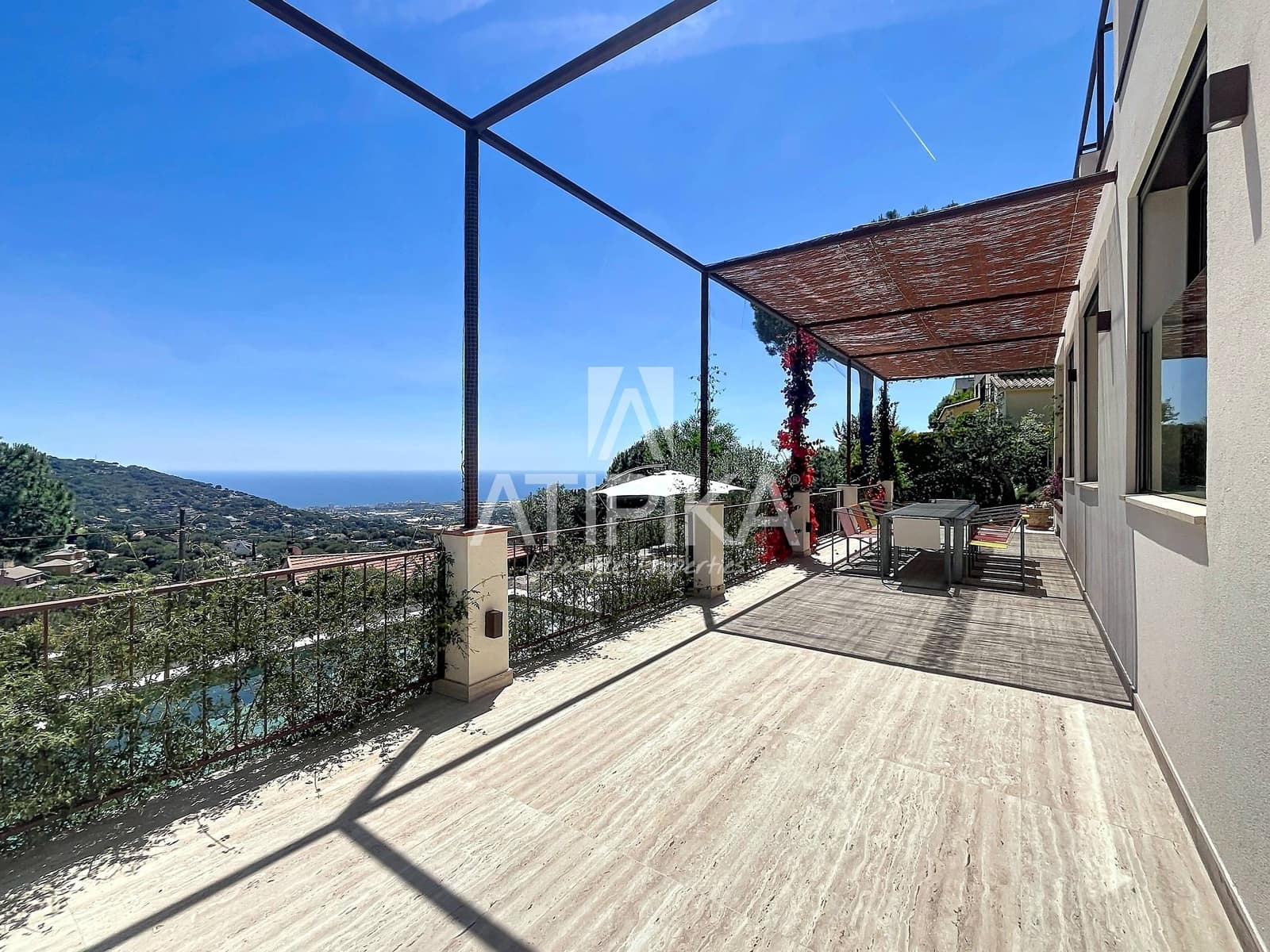 6 soveværelse Villa til salg i Cabrils med swimmingpool - € 3.500.000 (Ref: 9941295)