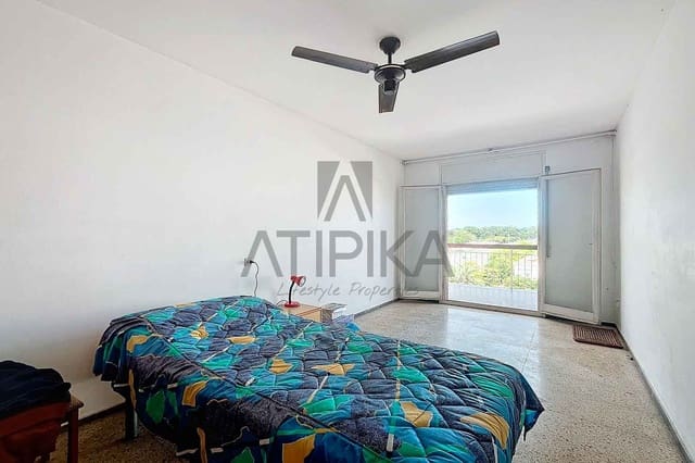 3 makuuhuone Huoneisto myytävänä paikassa Castelldefels mukana uima-altaan - 415 000 € (Ref: 9941297)
