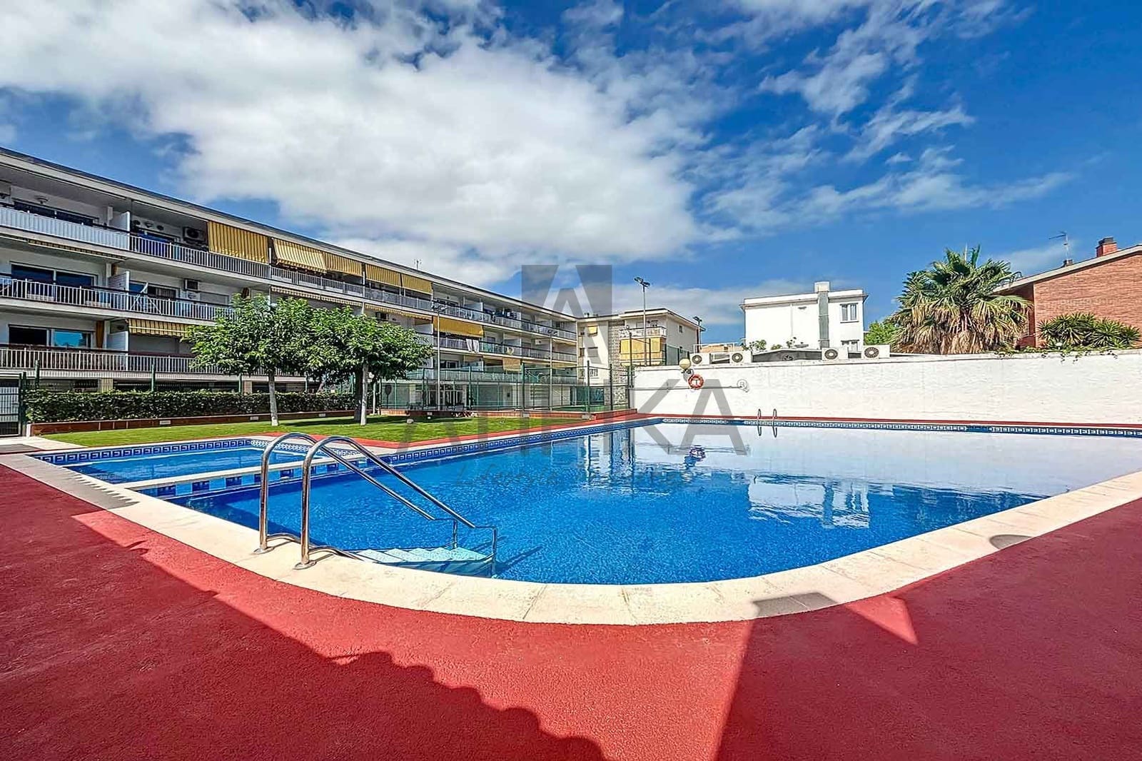 3 soverom Leilighet til salgs i Castelldefels med svømmebasseng - € 415 000 (Ref: 9941297)