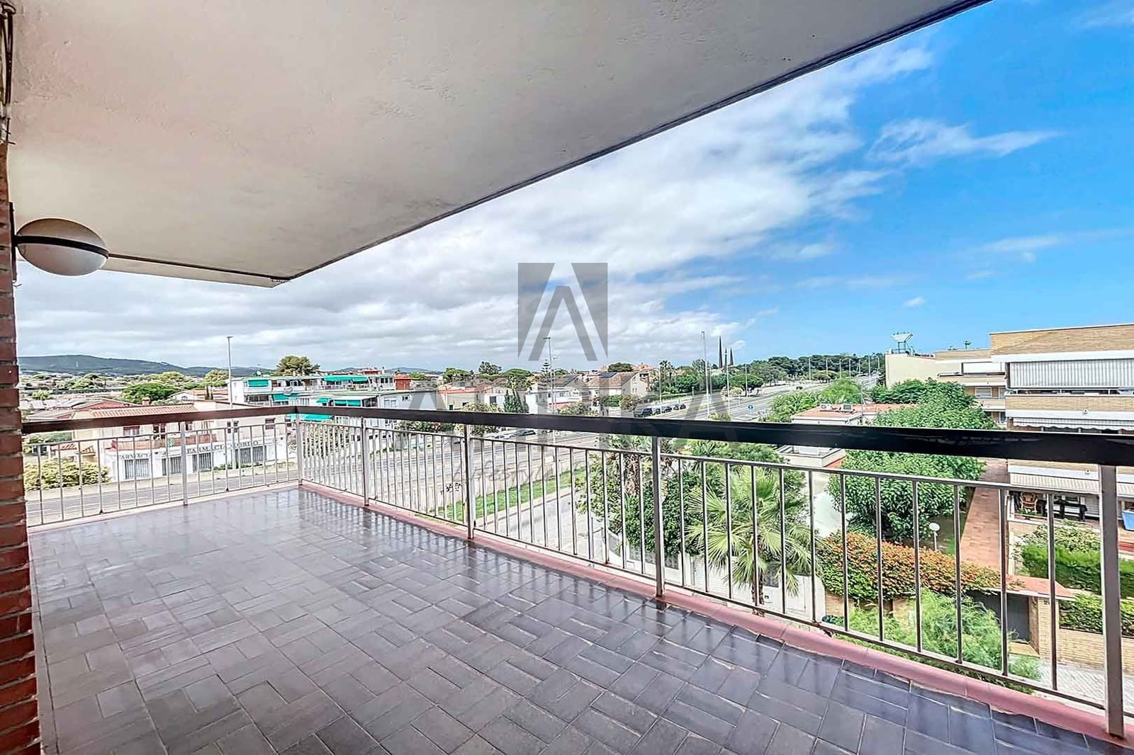 3 soverom Leilighet til salgs i Castelldefels med svømmebasseng - € 415 000 (Ref: 9941297)