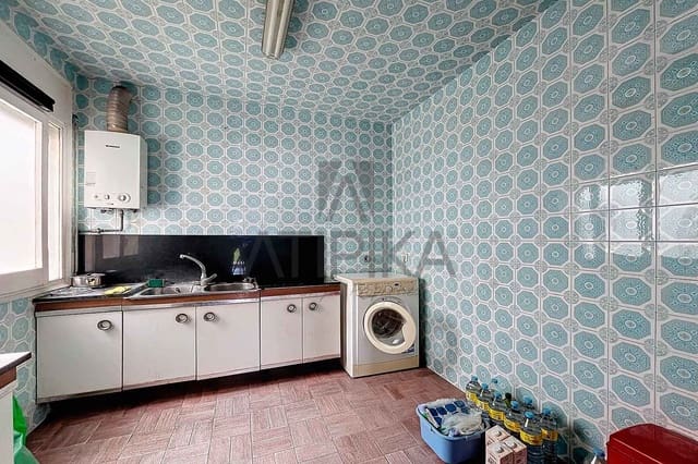 3 makuuhuone Huoneisto myytävänä paikassa Castelldefels mukana uima-altaan - 415 000 € (Ref: 9941297)