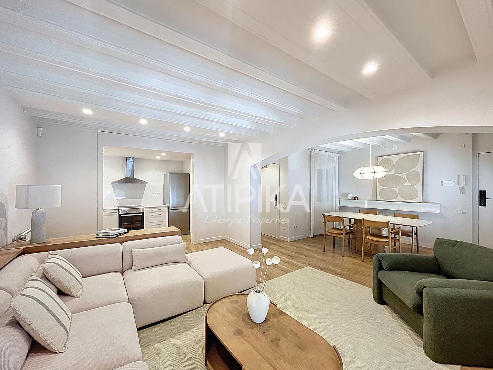 Apartamento de 2 habitaciones en Barcelona ciudad en venta con piscina - 550.000 € (Ref: 9941298)
