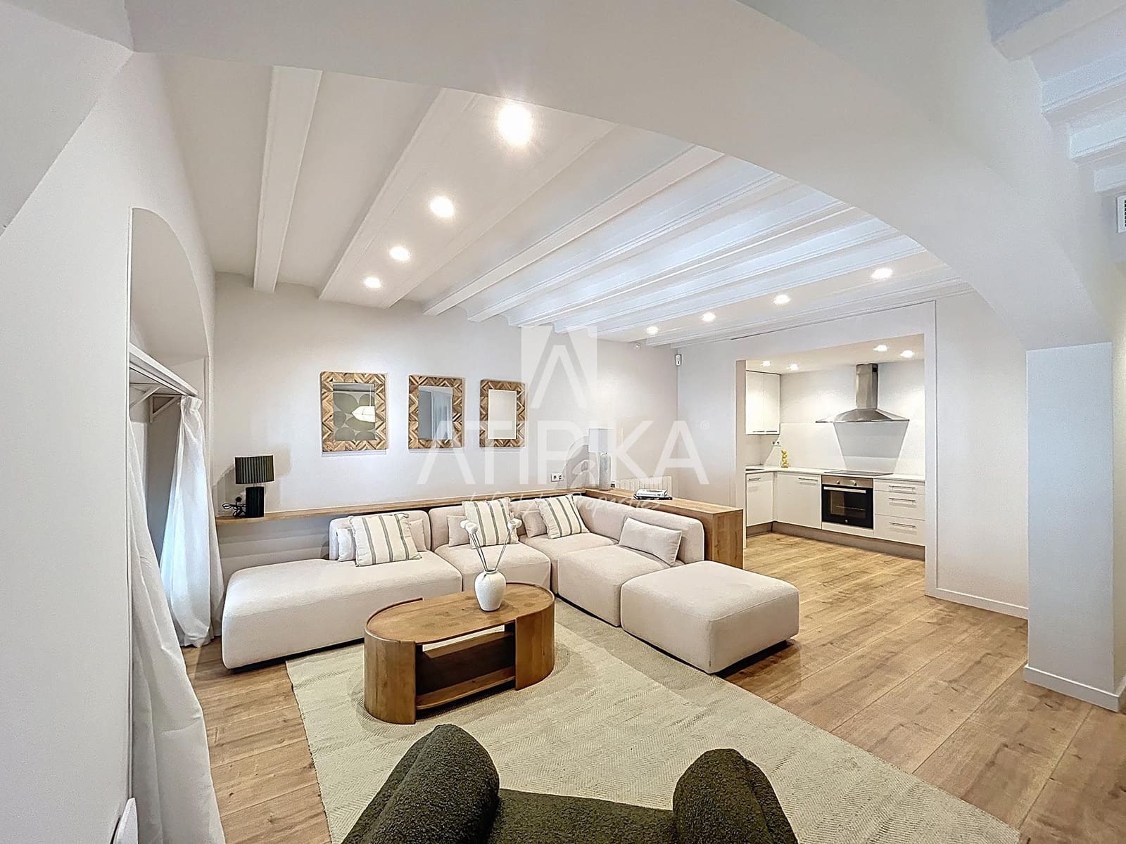 Apartamento de 2 habitaciones en Barcelona ciudad en venta con piscina - 550.000 € (Ref: 9941298)