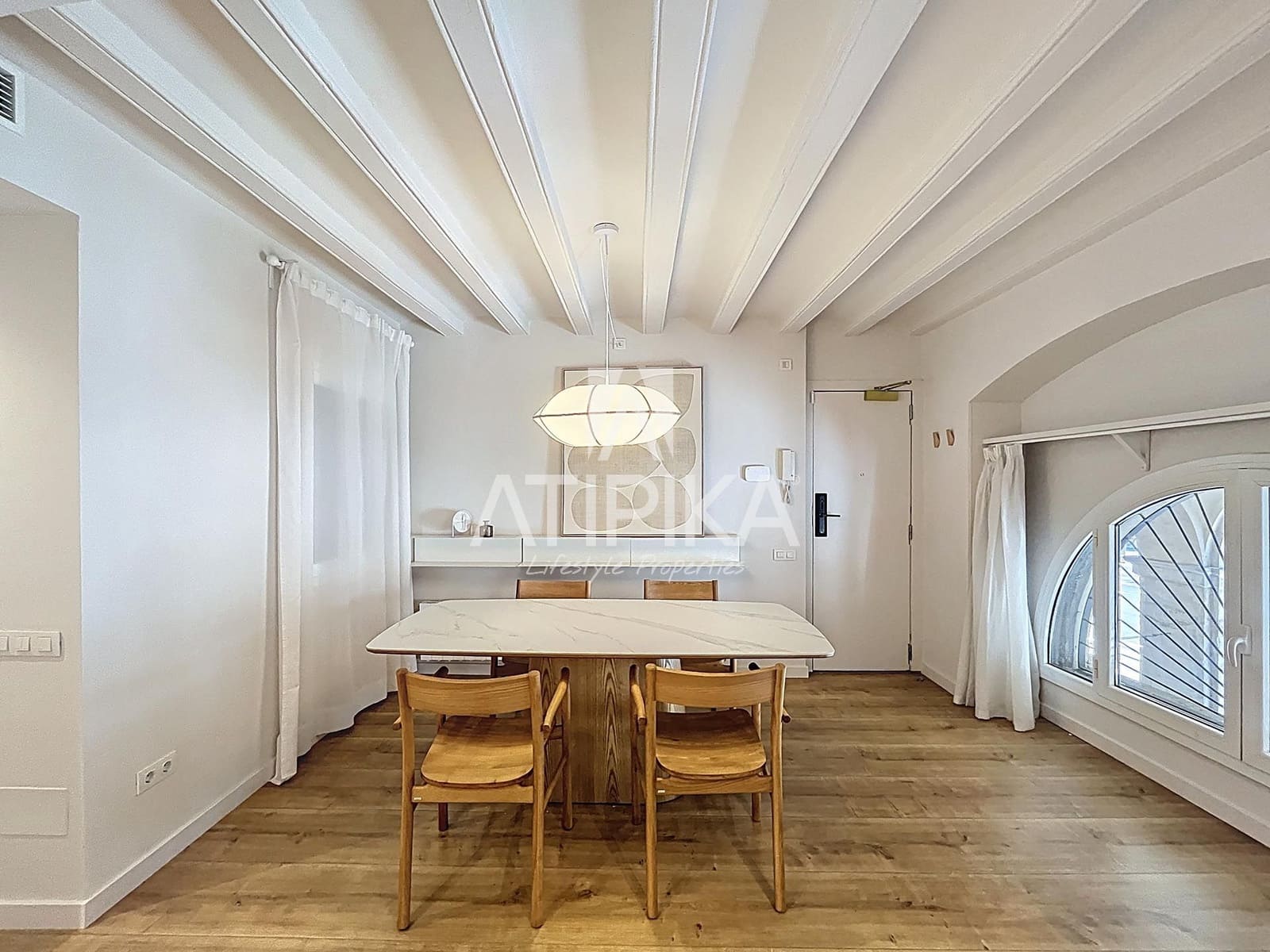 Apartamento de 2 habitaciones en Barcelona ciudad en venta con piscina - 550.000 € (Ref: 9941298)