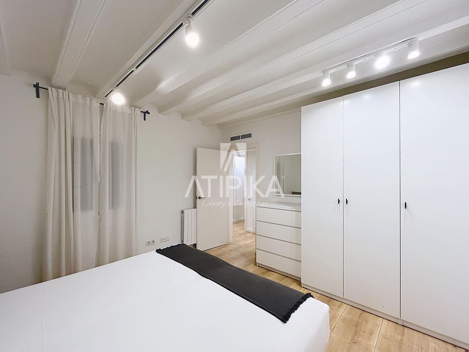 Apartamento de 2 habitaciones en Barcelona ciudad en venta con piscina - 550.000 € (Ref: 9941298)