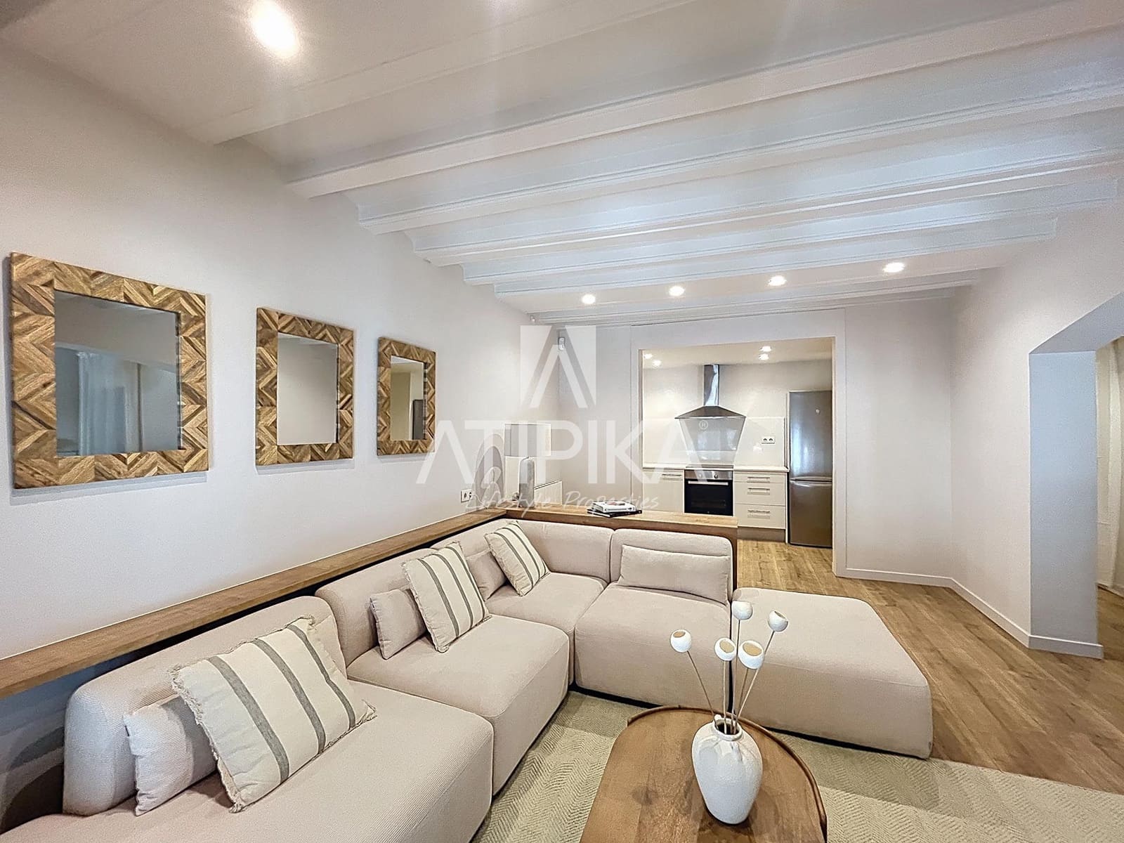 Apartamento de 2 habitaciones en Barcelona ciudad en venta con piscina - 550.000 € (Ref: 9941298)