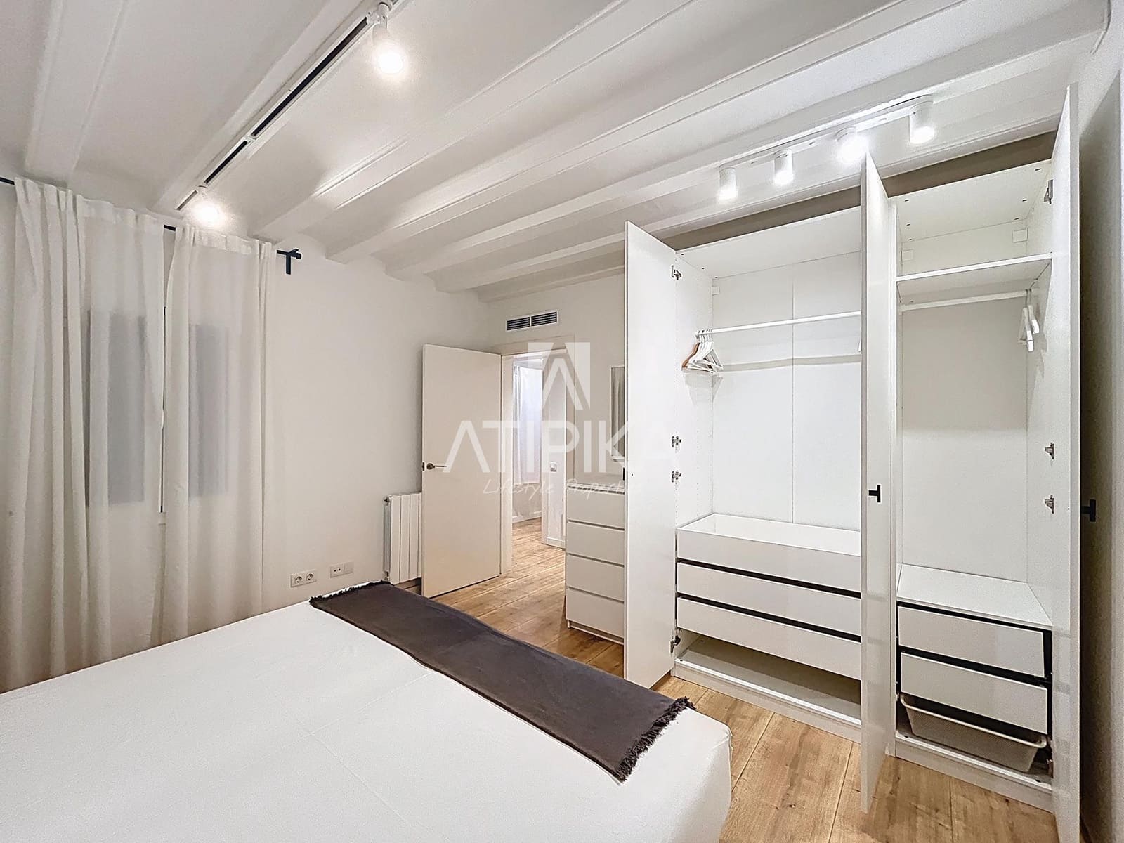 Apartamento de 2 habitaciones en Barcelona ciudad en venta con piscina - 550.000 € (Ref: 9941298)