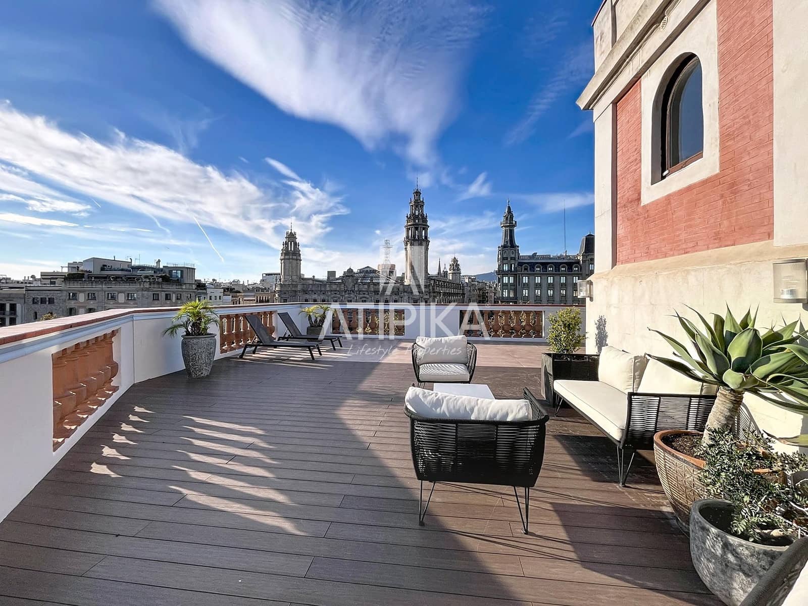 Apartamento de 2 habitaciones en Barcelona ciudad en venta con piscina - 550.000 € (Ref: 9941298)
