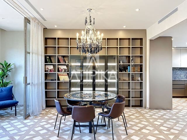4 soveværelse Lejlighed til salg i Barcelona by - € 1.990.000 (Ref: 9941299)