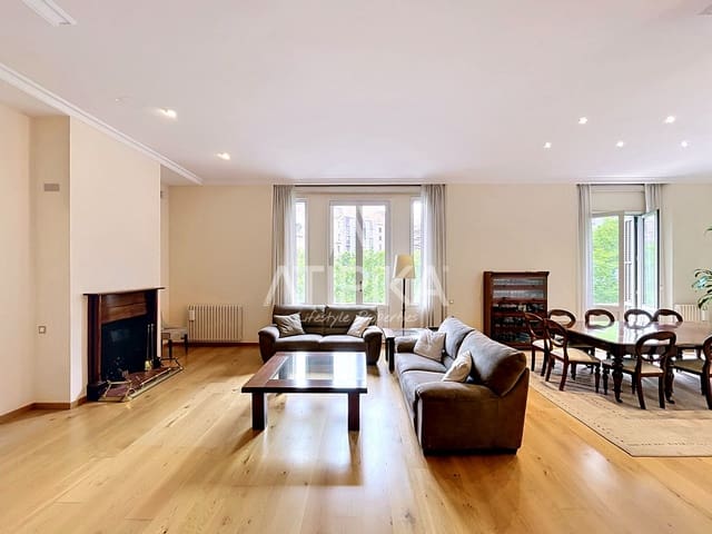 4 makuuhuone Huoneisto myytävänä paikassa Barcelona kaupunki - 3 975 000 € (Ref: 9941305)