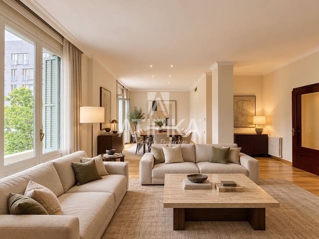 4 soverom Leilighet til salgs i Barcelona by med garasje - € 3 700 000 (Ref: 9941305)